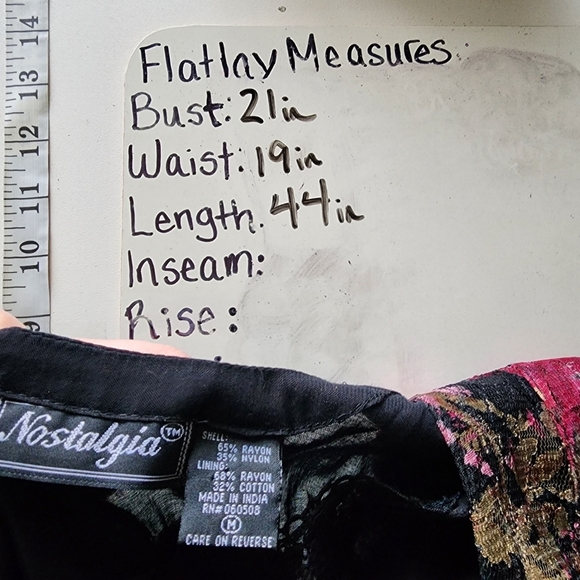 Vintage Nostalgia floral lace dress - Picture 4 of 12